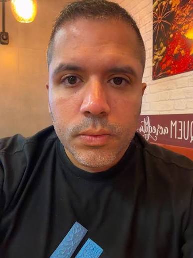 Roberto Linhares